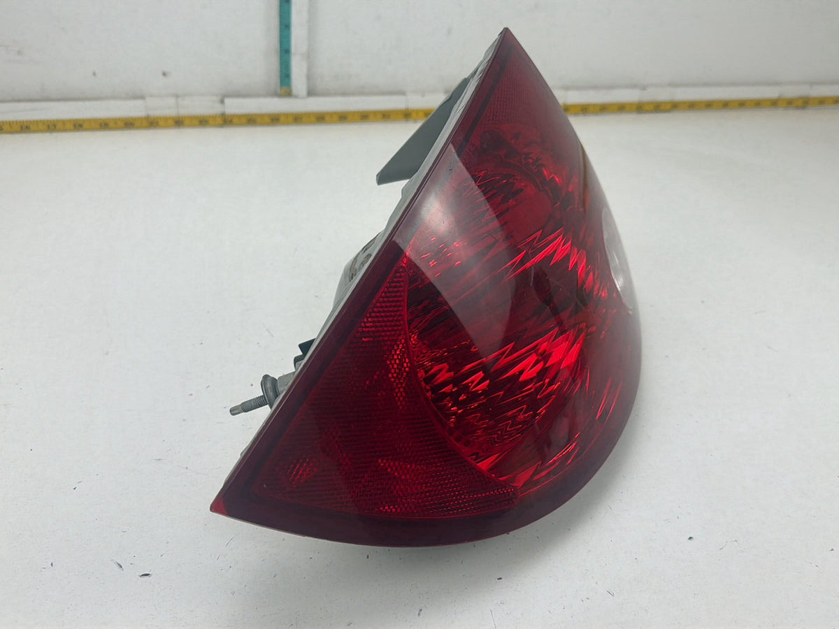 2005-2006 Pontiac Pursuit Rear Left Driver Side Tail Light OEM
