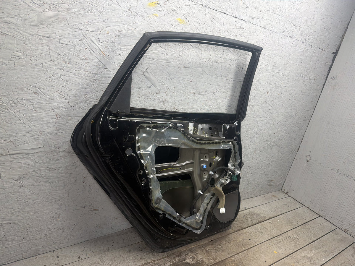 2007-2009 Lexus ES350 V40 - Rear Left Door Shell OEM