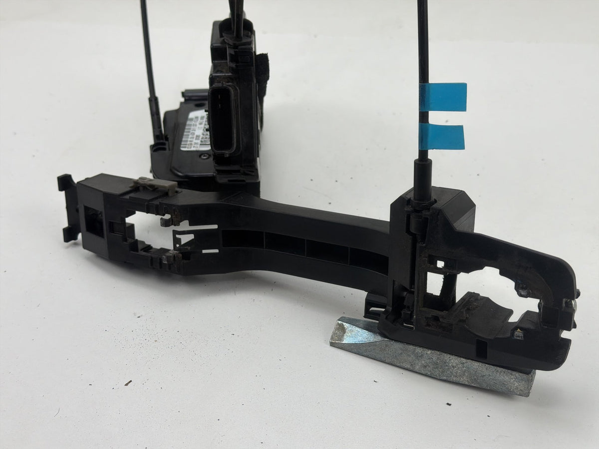 2013-2018 Nissan Altima Front Right Side Door Lock Actuator Latch Carrier OEM