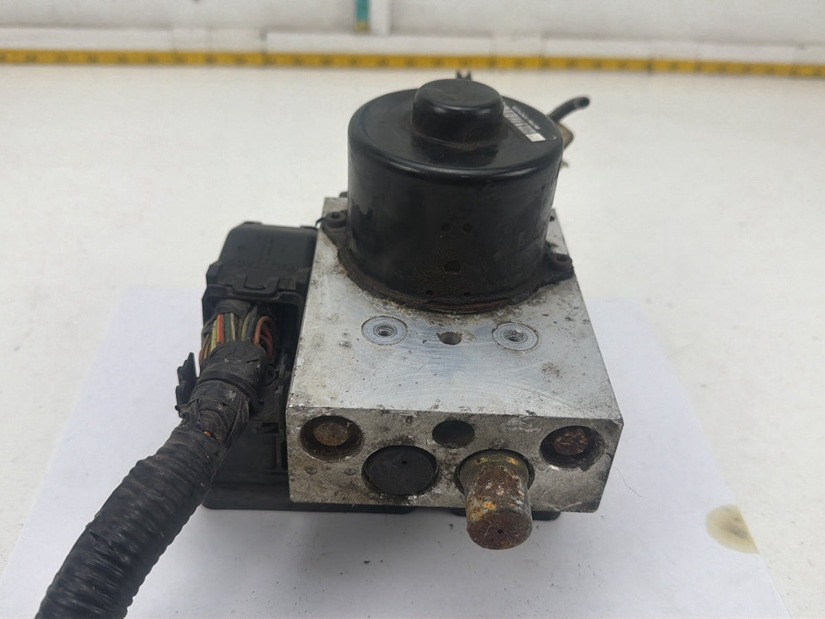 2003-2006 Lincoln Navigator ABS Anti-Lock Brake Pump Modulator Unit OEM