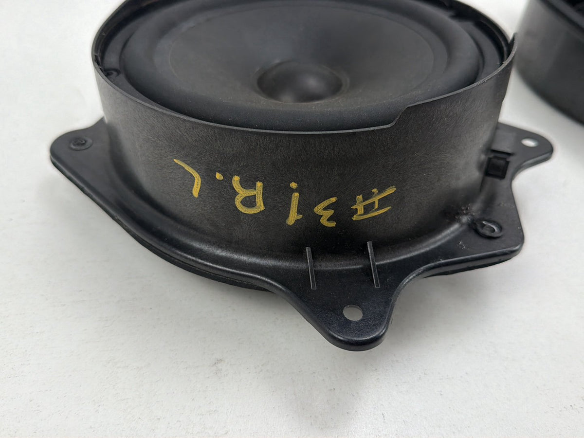 2010-2013 Mercedes-Benz S-Class 550 W221 Rear Left/ Right Door Loud Speaker OEM