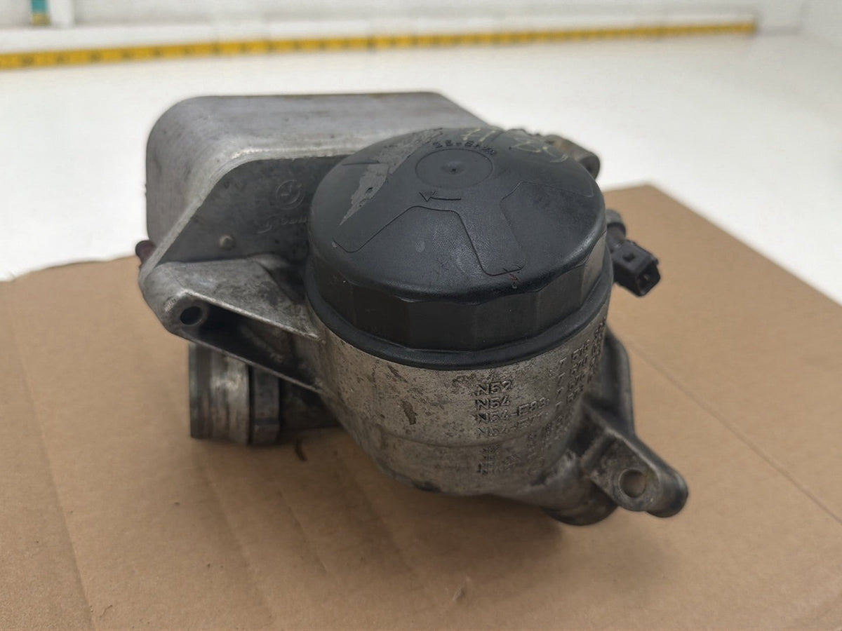 2008-2016 BMW 528i E60 Engine Oil Filter Housing Cooler 7516383 OEM