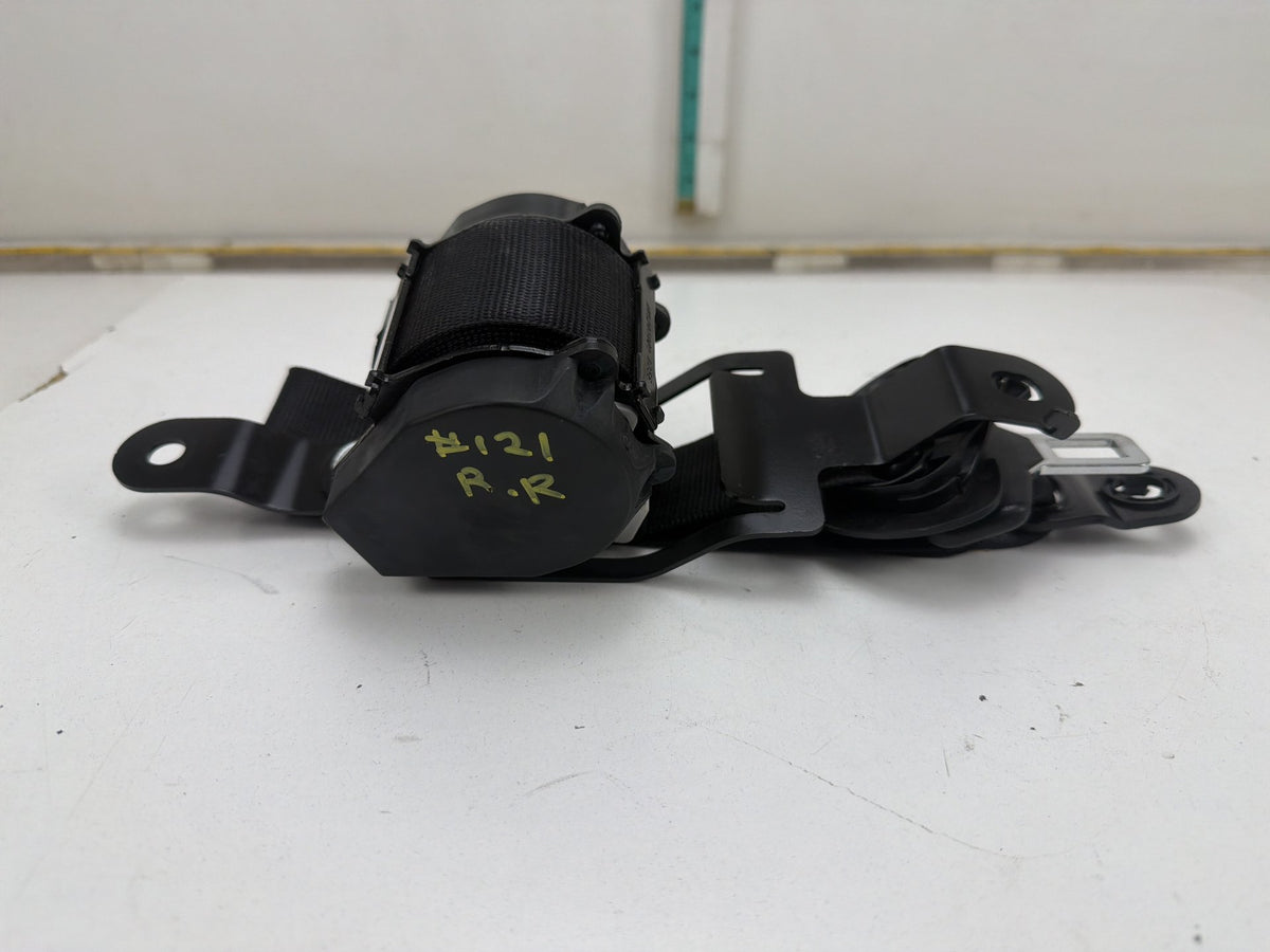 2011-2013 BMW X5 Rear Right Passenger Side Seat Belt Retractor Assembly OEM