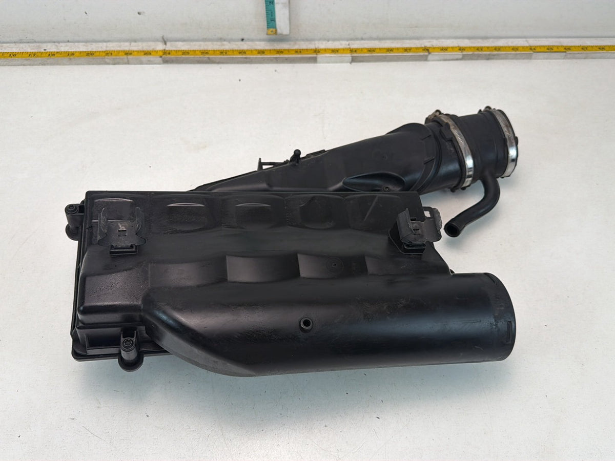 2012-2017 Mercedes-Benz S-Class Left Air Intake Cleaner Filter Box Housing OEM