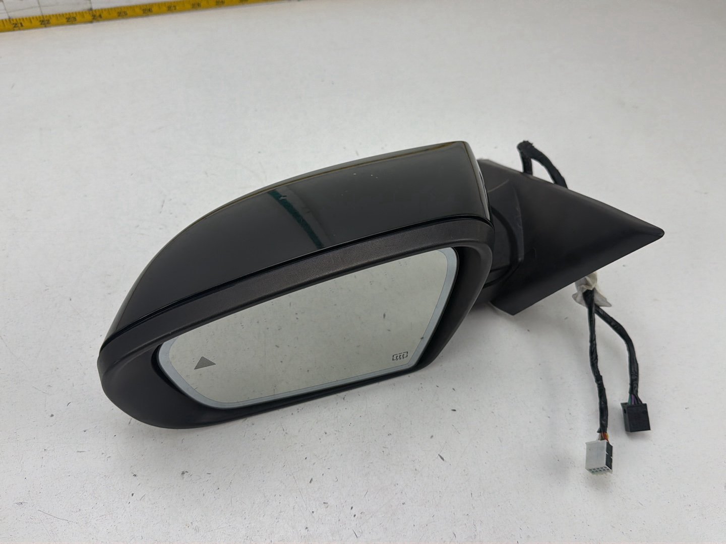 2014-2017 Maserati Ghibli III M157 Front Left Driver Side Door Rear View Mirror OEM