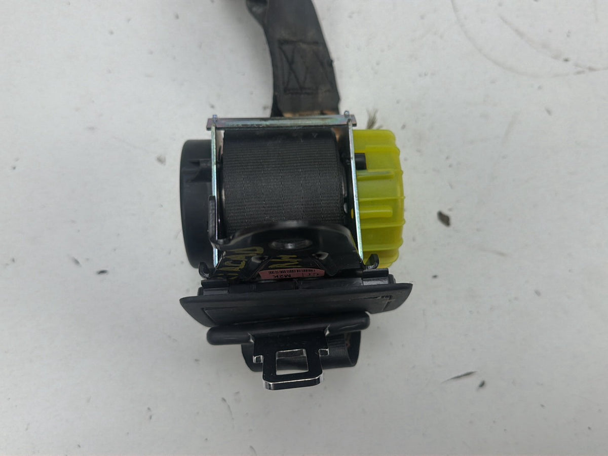 2014-2016 Kia Cadenza RH Right Passenger Side Seat Belt Buckle 89810-3R610 OEM