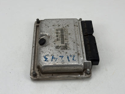 2005 Volkswagen Jetta 2.5L Engine Control Module Unit ECU 06A906032QE OEM