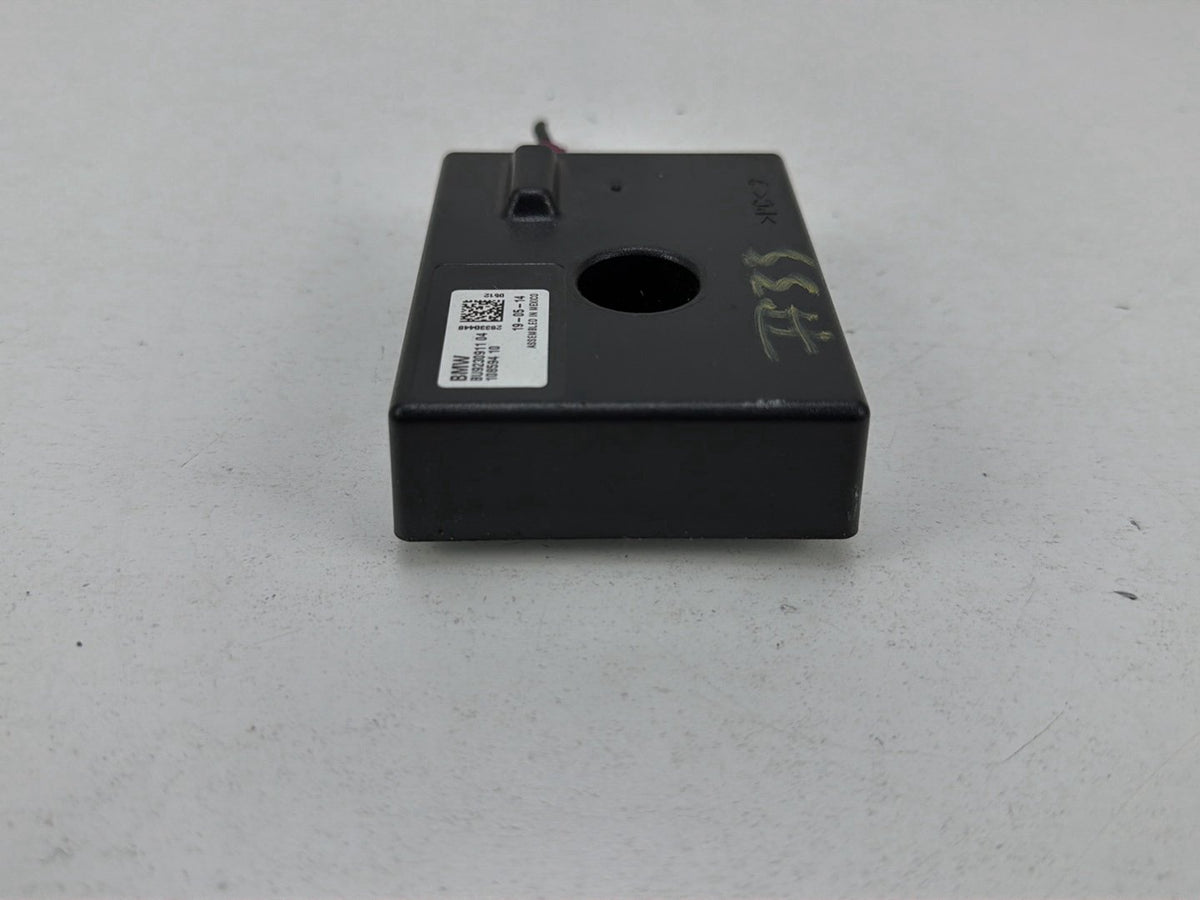 2014-2016 BMW 228i F22- Backup Radio Antenna Amplifier Module BU9230911 04 OEM