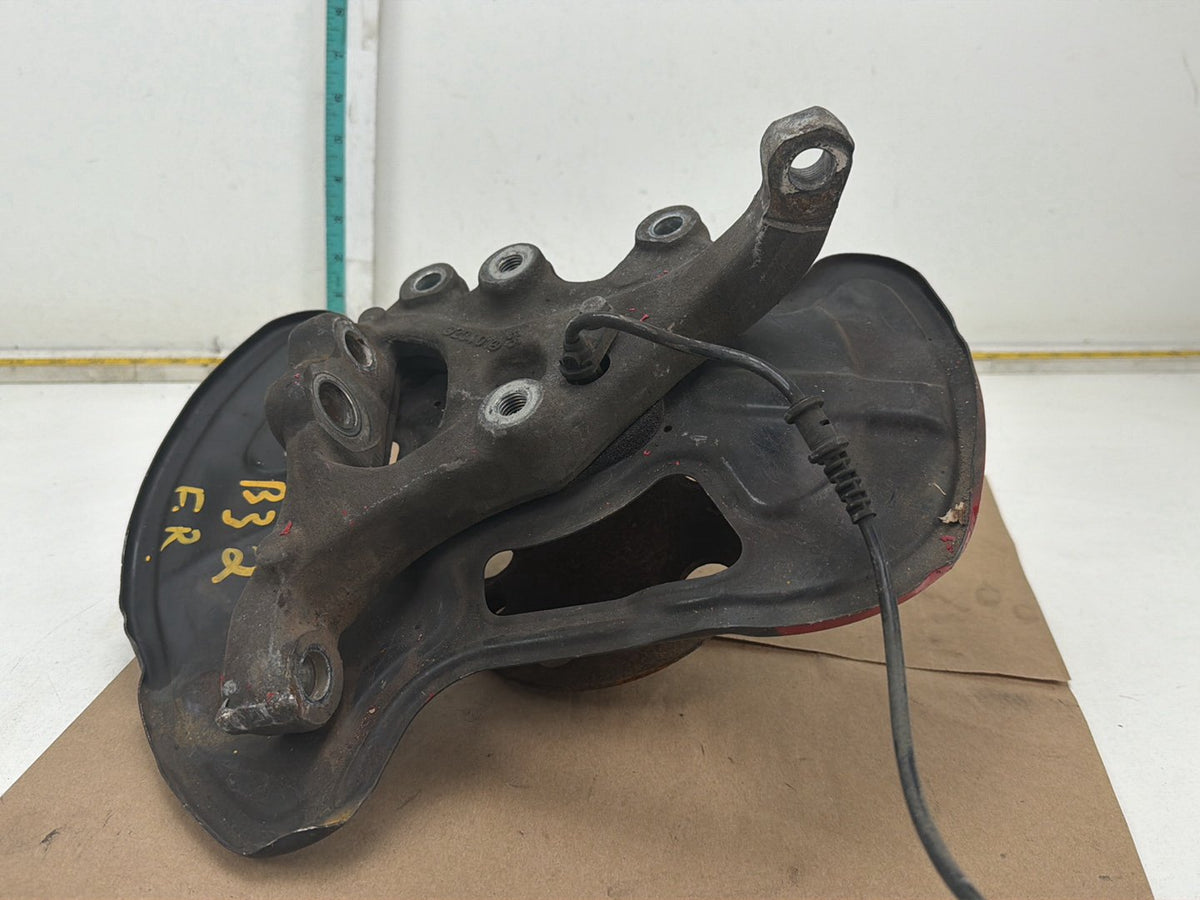 2010-2013 Mercedes-Benz E-Class E350 Front Right Spindle Knuckle & Wheel Hub OEM
