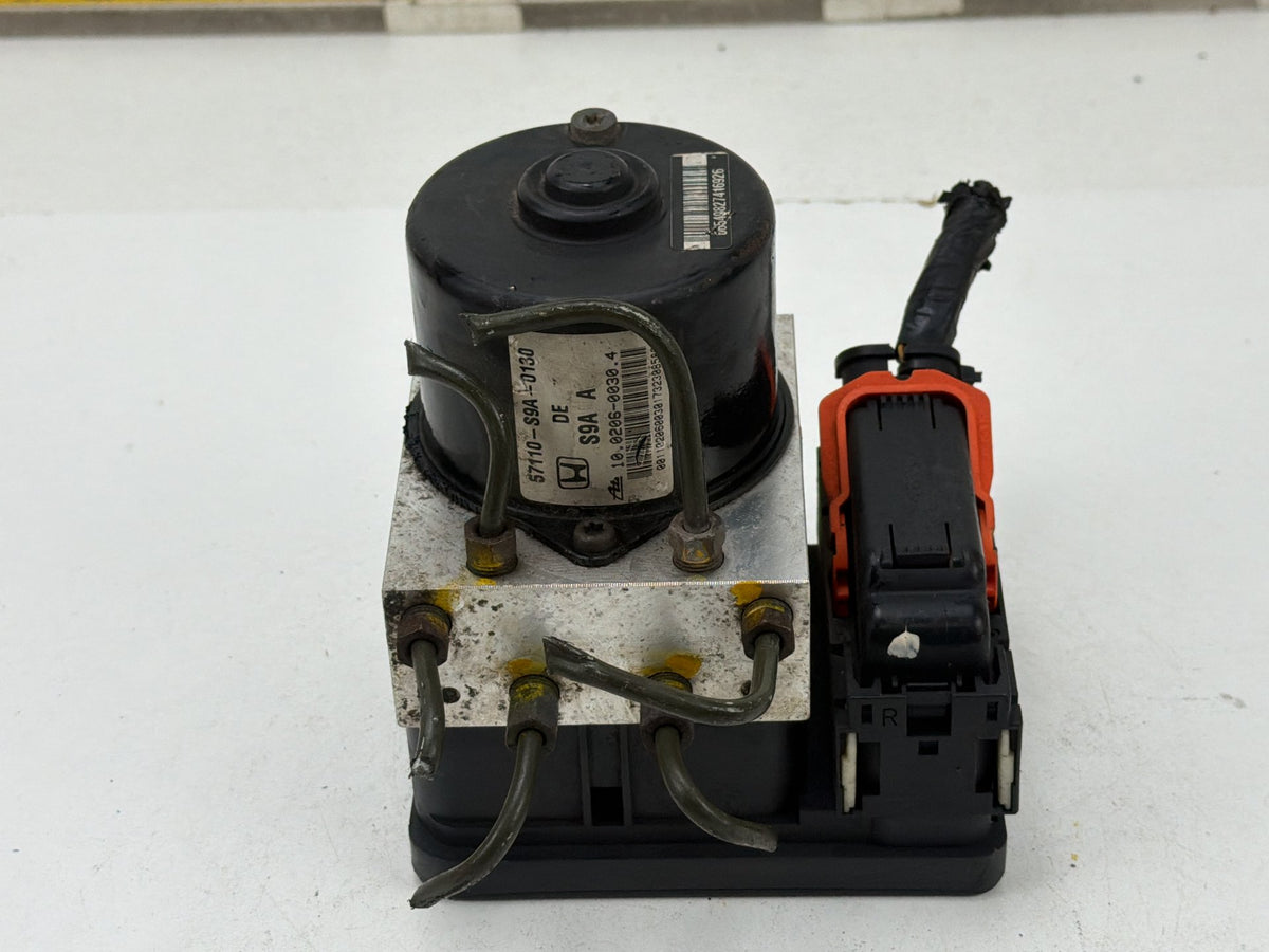 2001-2006 Honda CR-V ABS Pump Anti-Lock Brake Control Module 57110-S9A-0130 OEM