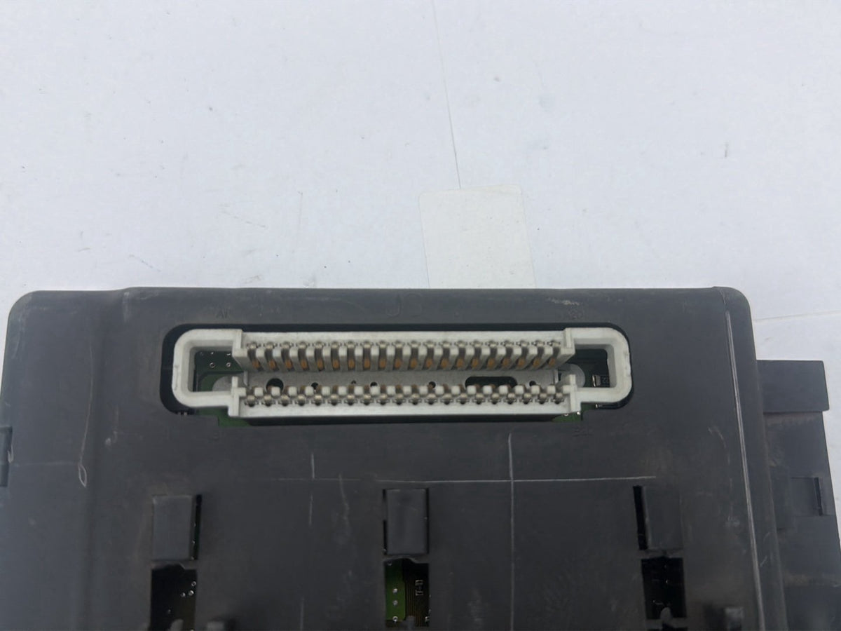 2005-2009 GMC Envoy Body Control Module BCM 15135466 OEM