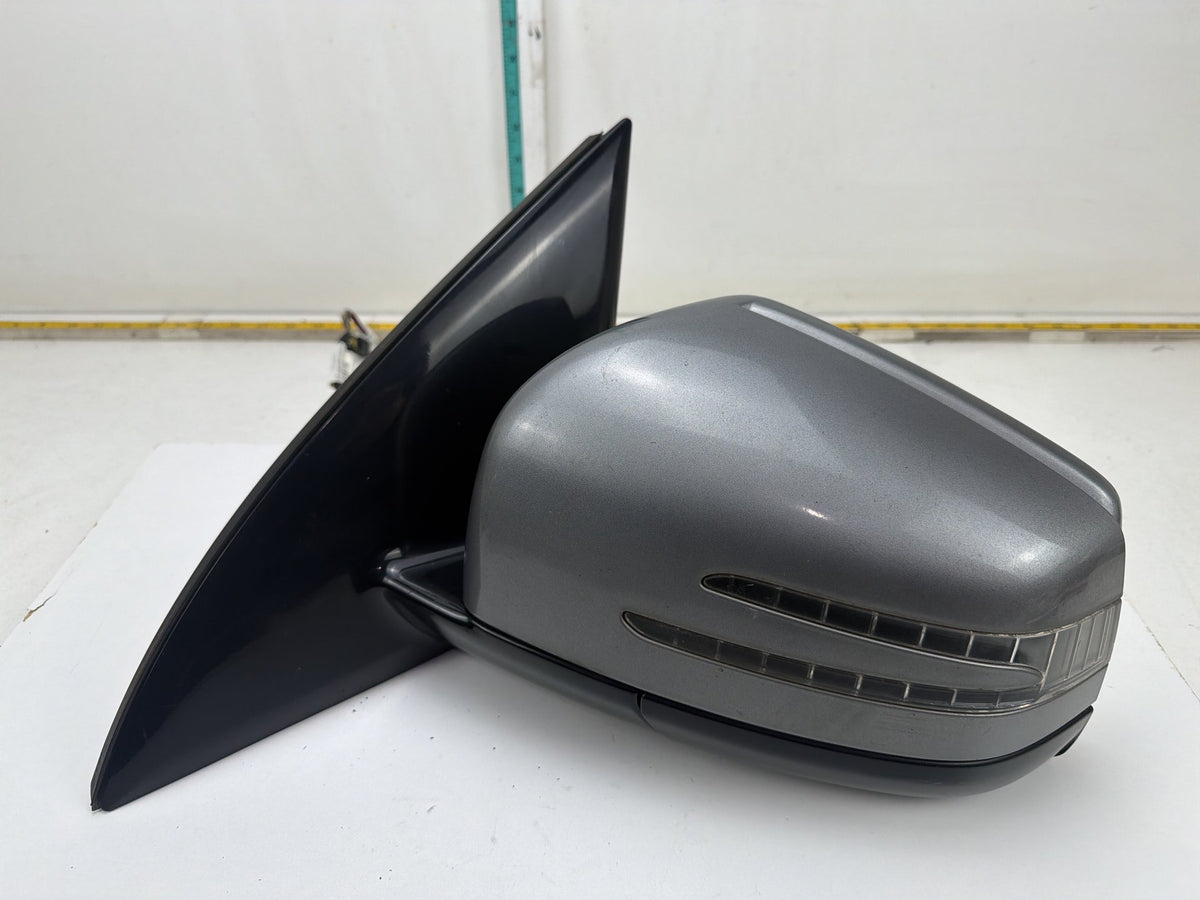 2011-2013 Mercedes-Benz R350 Front Left Driver Side Door Mirror 1668100164 OEM