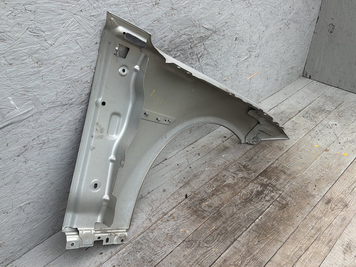 2010-2019 Jaguar XJ X351- Front Left Driver Side Fender Panel AW 93-F 161 35 OEM