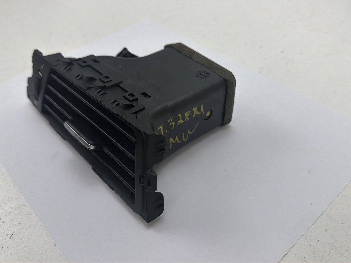 2007-2008 BMW 328xi Front Left Driver Side Dash Air Vent 9123297 OEM