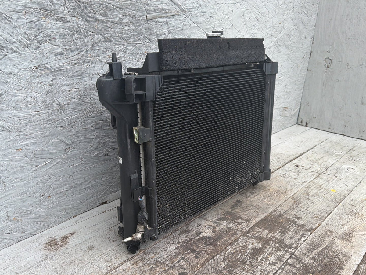 2013-2019 Nissan Sentra Radiator Cooling Fan Motor Assembly OEM