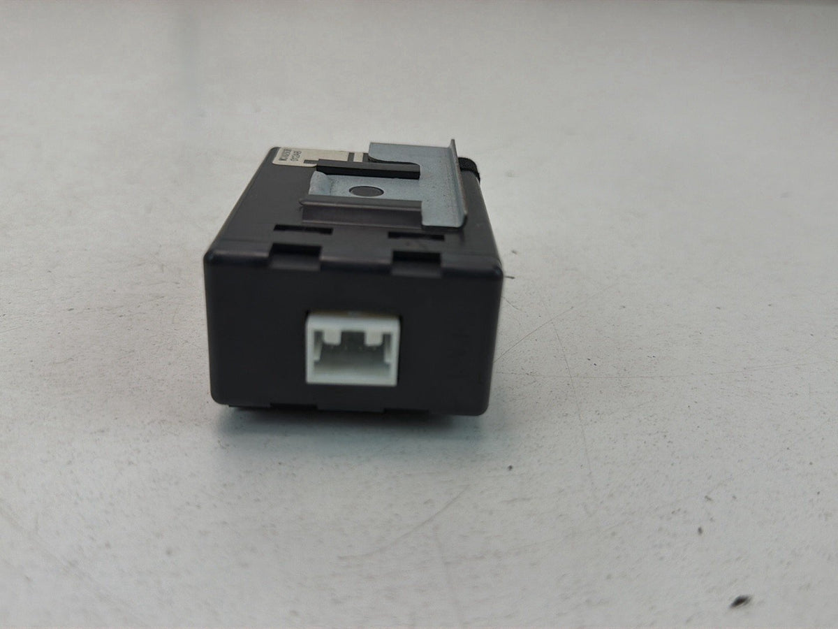 2008-2013 Infiniti G37 Anti Theft Locking Keyless Entry Control Module OEM