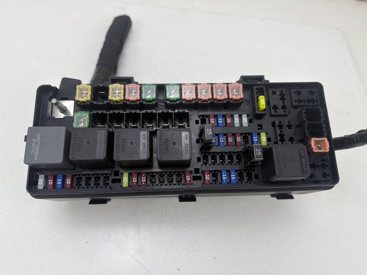 2011-2014 Dodge Charger LD - Rear Trunk Fuse Box Relay Panel P68155283AB OEM