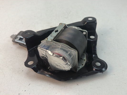 2015-2017 Toyota Sienna L30 - Rear Right 3rd Row Seat Belt Retractor C085407 OEM