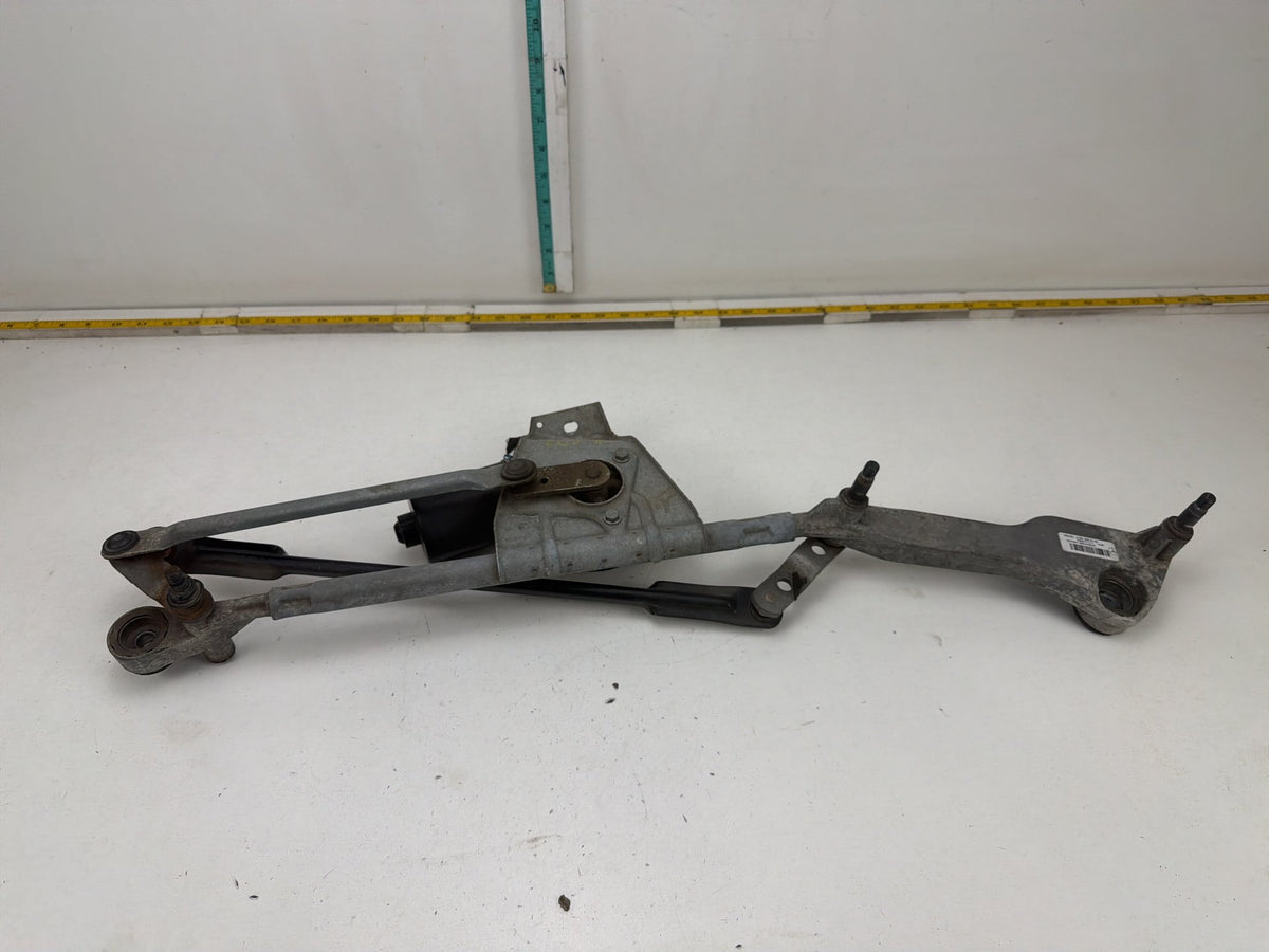 2006-2013 Mercedes-Benz R350 Front Windshield Wiper Linkage w/ Motor OEM