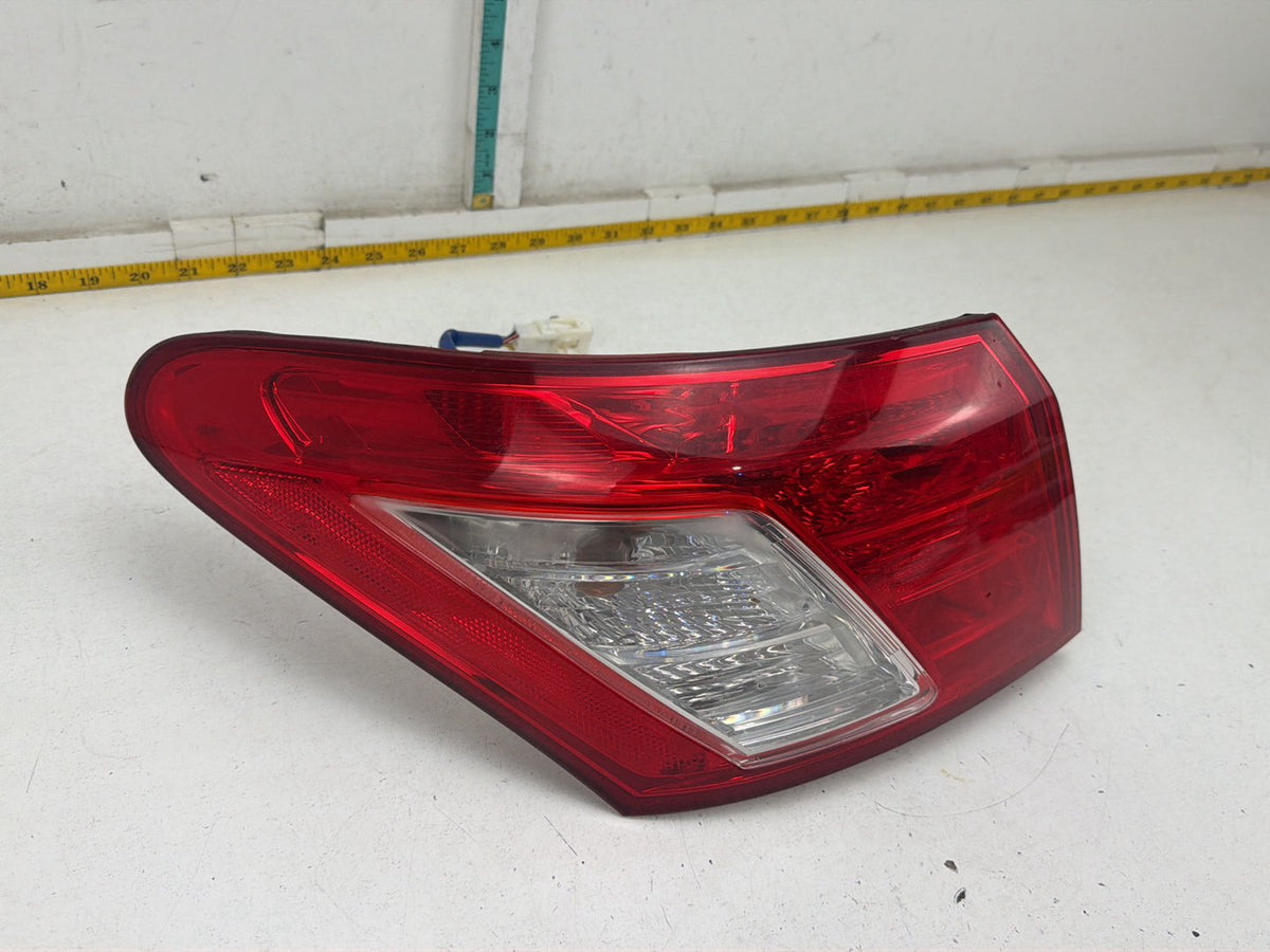 2007-2009 Lexus ES350 Left Driver Outer Tail Light Brake Lamp OEM