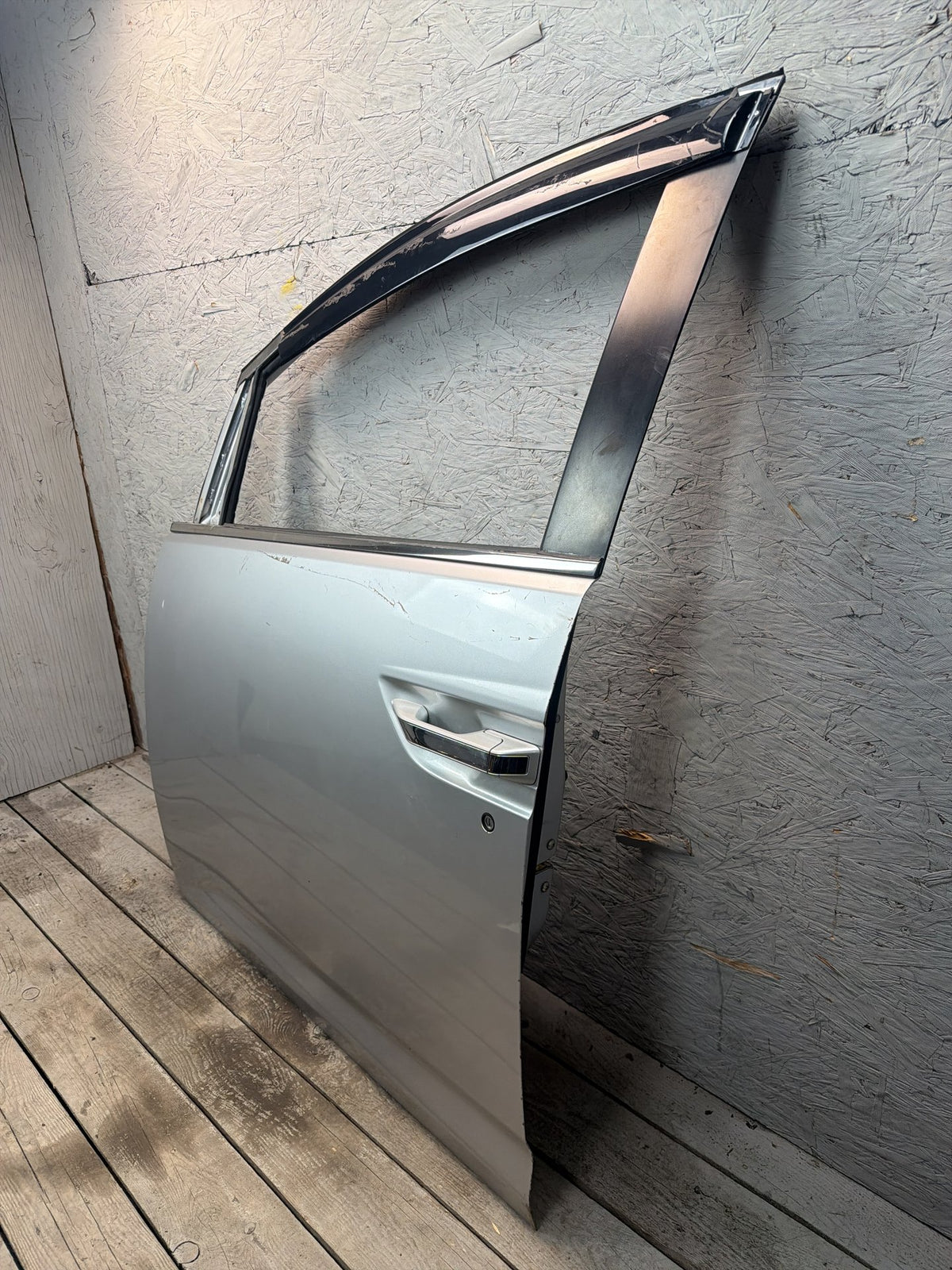 2011-2017 Honda Odyssey Front Left Driver Side Door Shell w/ Door Handle OEM