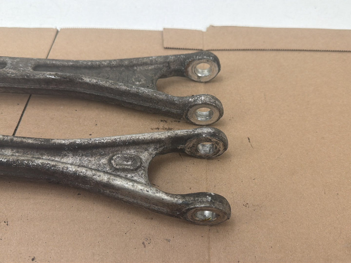 2014-2017 Maserati Ghibli Rear Left & Right Lower Control Arm Set of 2 OEM
