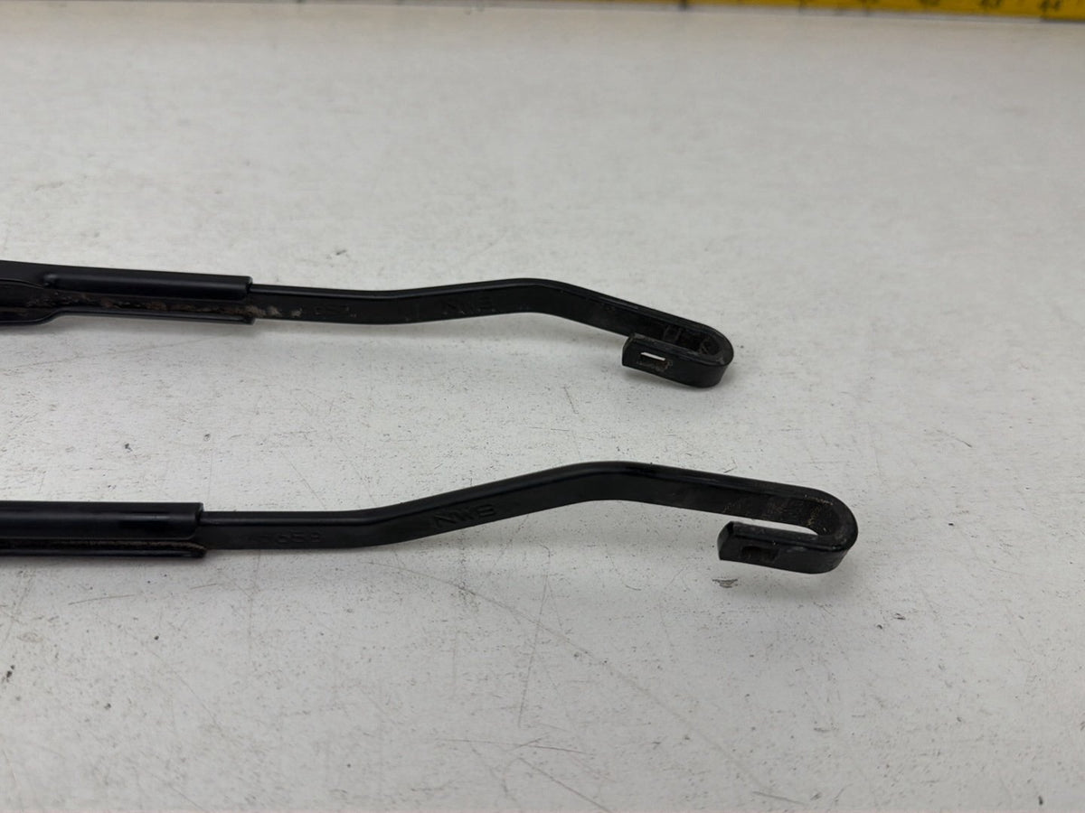 2003-2009 Toyota 4Runner Front Left & Right Windshield Wiper Arm Set of 2 OEM