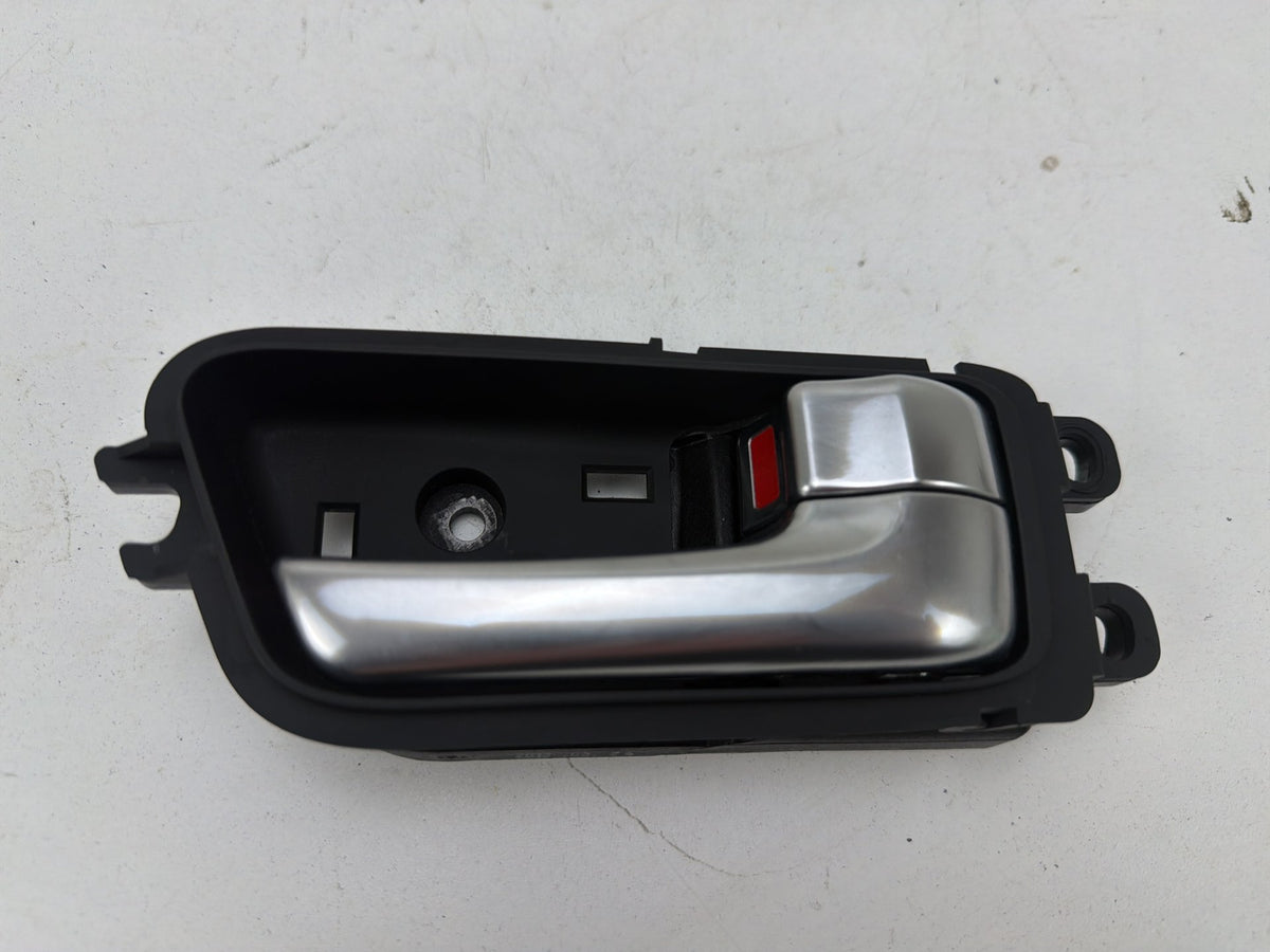2014-2016 Kia Cadenza Rear Right Passenger Side Interior Door Handle OEM