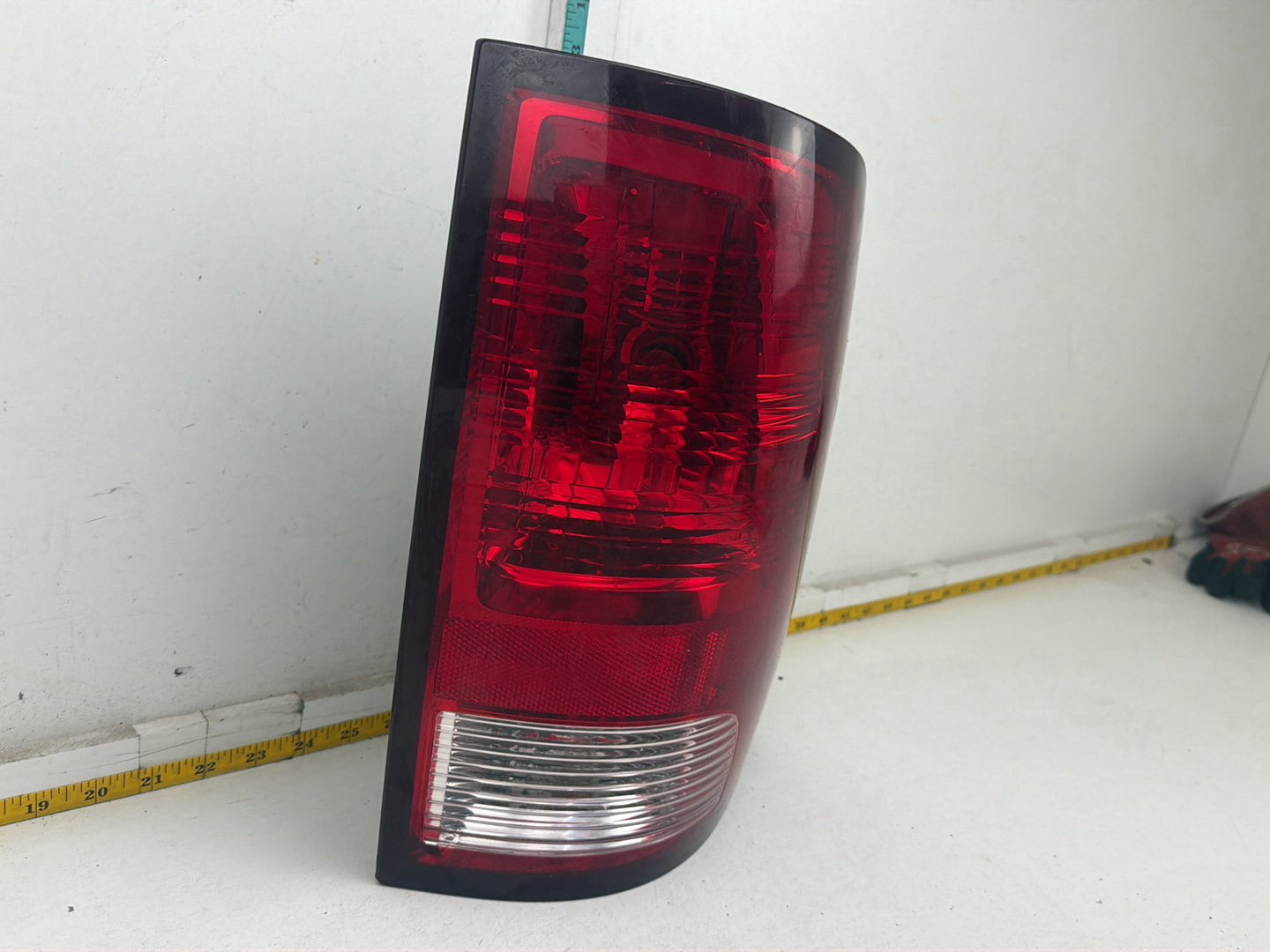2013-2018 Ram 1500 Rear Right Passenger Side Tail Light 55277414AC OEM