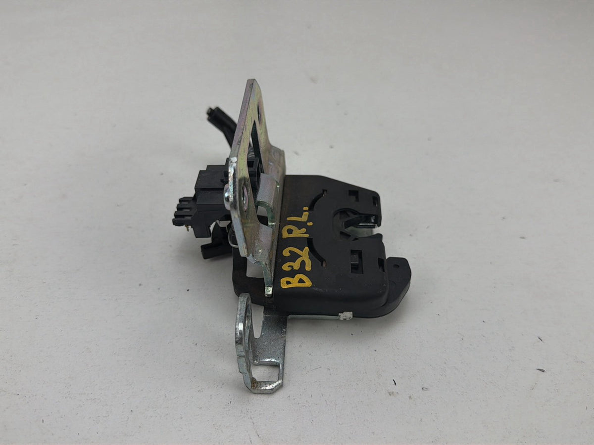 2010-2011 Mercedes-Benz E-Class-Rear Left Rear Release Lock Latch Handle OEM