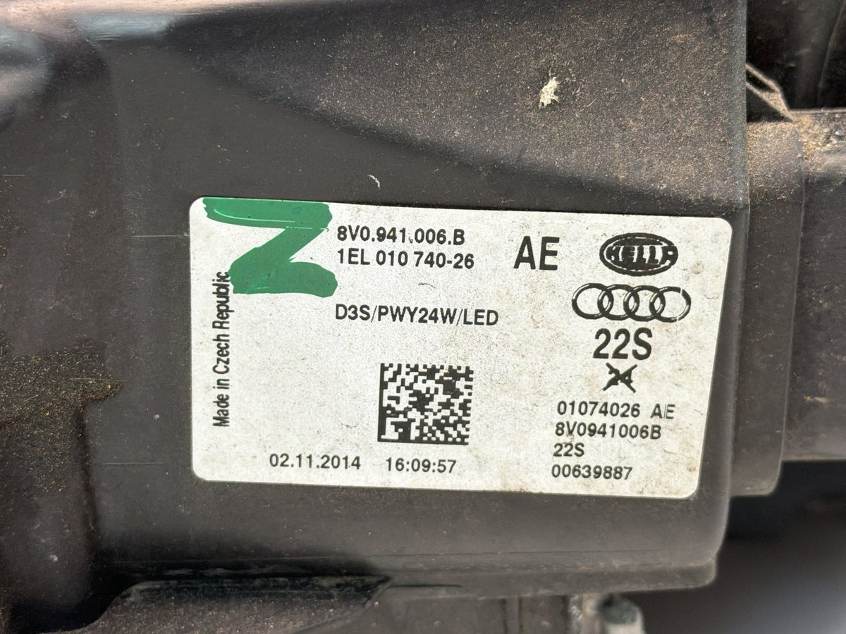 2015-2016 Audi A3 8V Front Right Passenger Side Headlamp Light 8V0941006B OEM