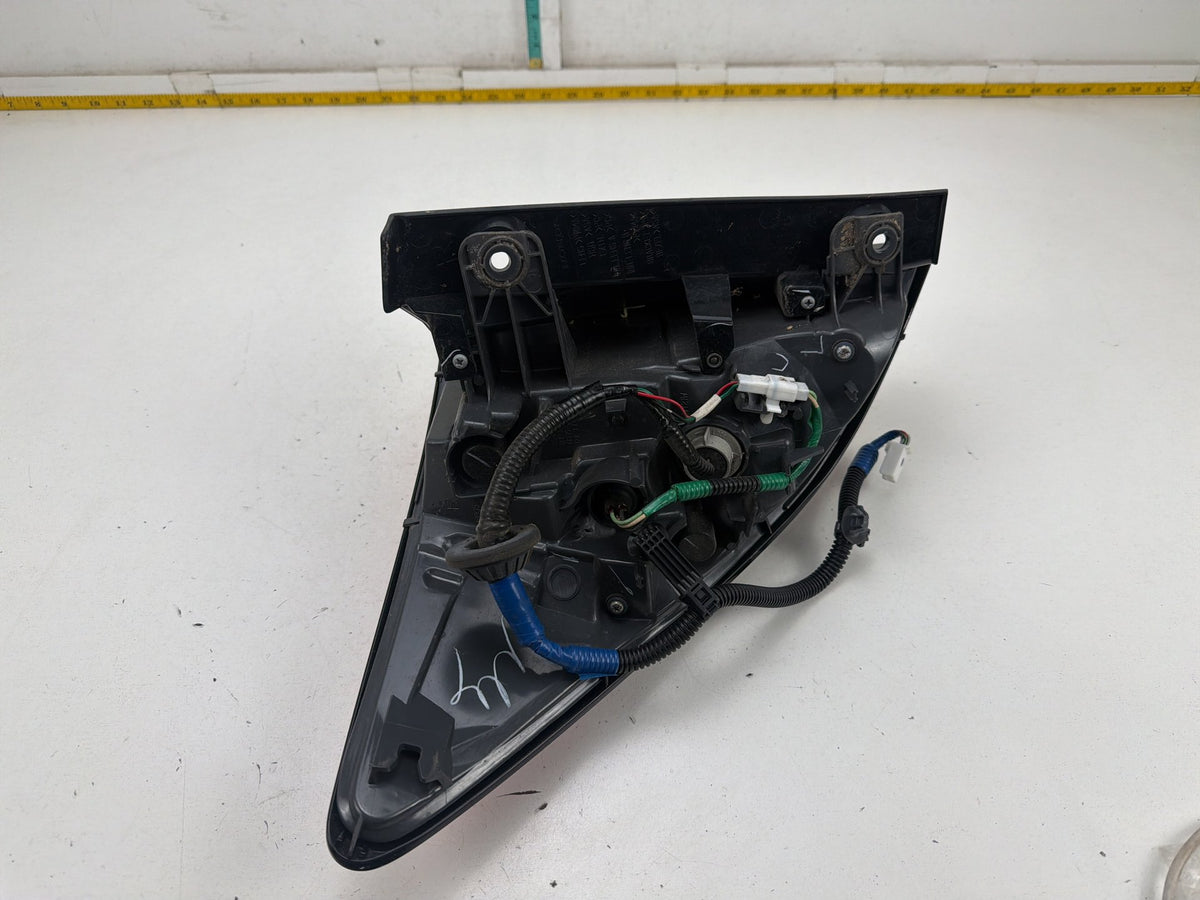 2019-2022 Honda CR-V Right Passenger Side Quarter Panel Mounted Tail Light OEM