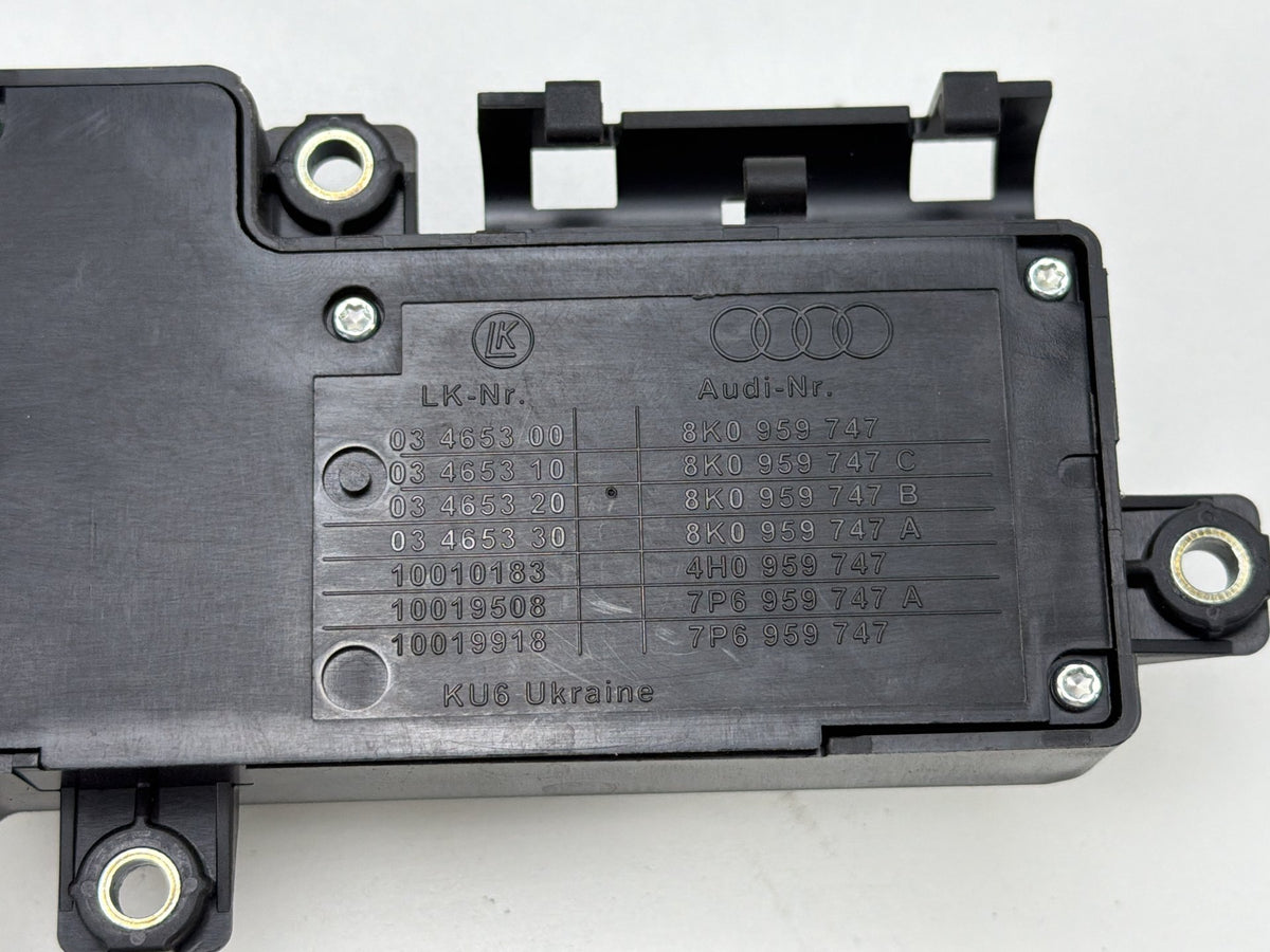 2012-2018 Audi A7 Front Left Driver Side Seat Adjustment Switch 8K0 959 747 OEM