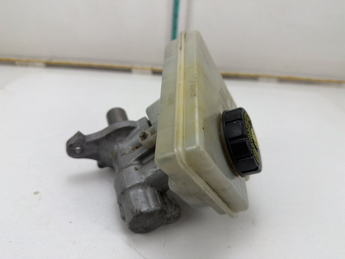 2007-2013 Mini Cooper Power Brake Master Cylinder Reservoir Bottle 6772413 OEM