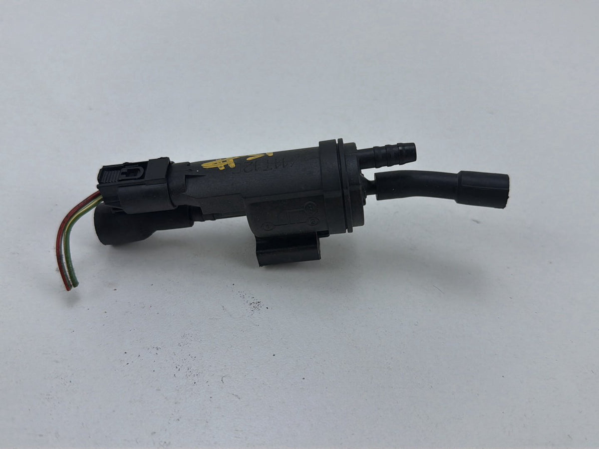 2007-2013 Mercedes-Benz S-Class W221 EGR Change Over Vacuum Solenoid Valve OEM