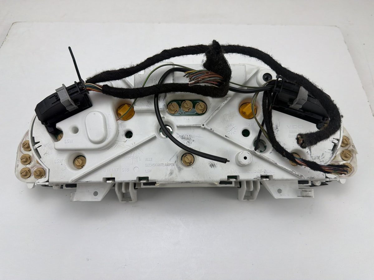 2004-2005 Chrysler Crossfire Speedometer Instrument Cluster 148K Miles OEM