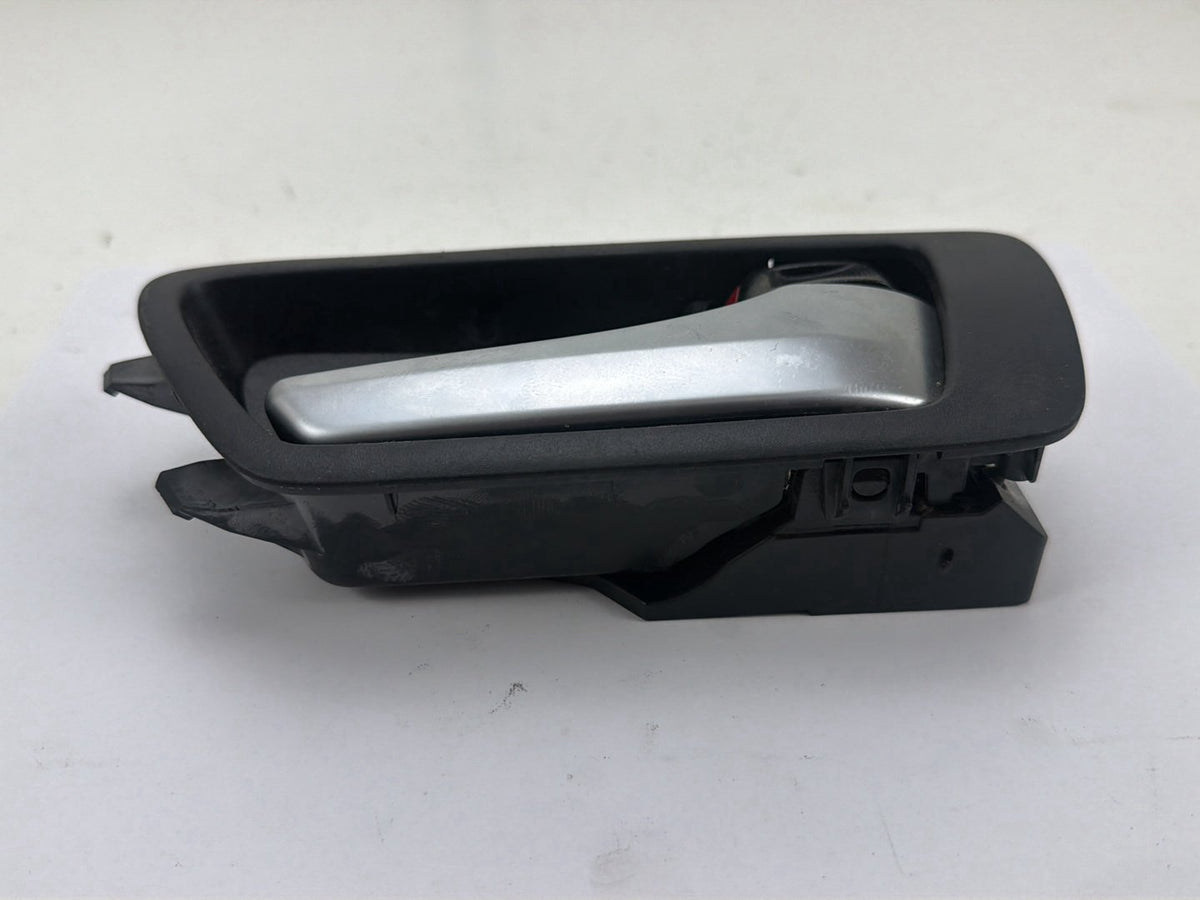 2012-2017 Toyota Camry Front Right Passenger Side Interior Door Handle OEM