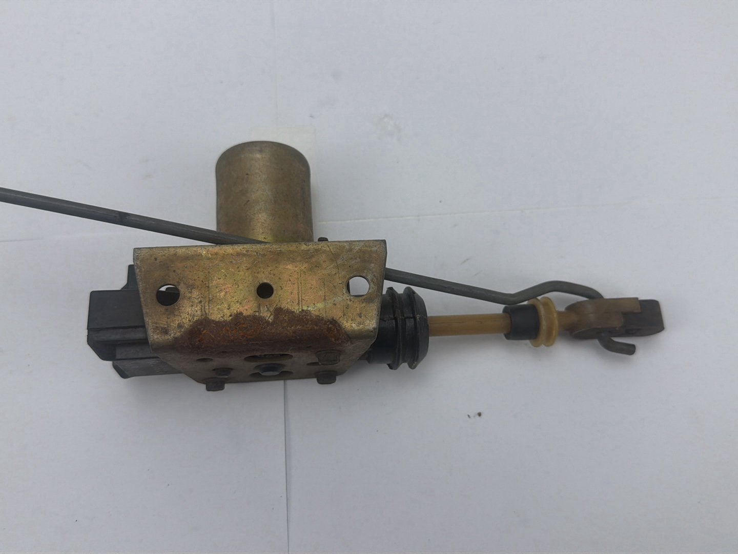 1982-1986 Chevrolet Camaro Power Door Lock Latch Actuator Motor OEM