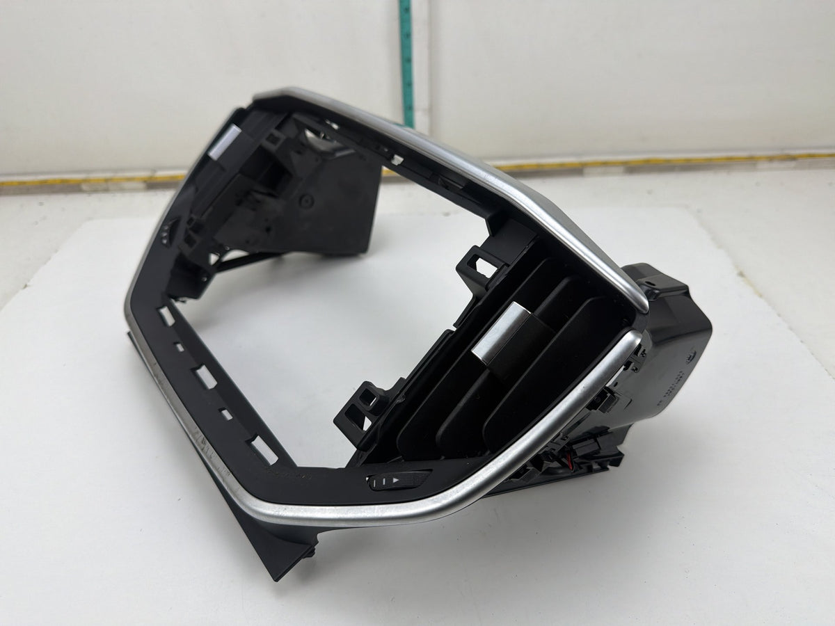 2014-2017 Maserati Ghibli Dashboard Center Screen Radio Trim Bezel 670019060 OEM