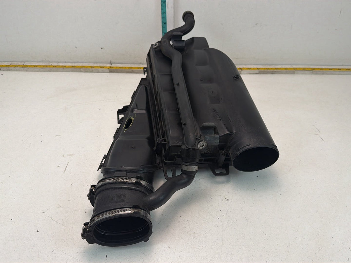 2012-2017 Mercedes-Benz S-Class Right Air Intake Cleaner Filter Box Housing OEM
