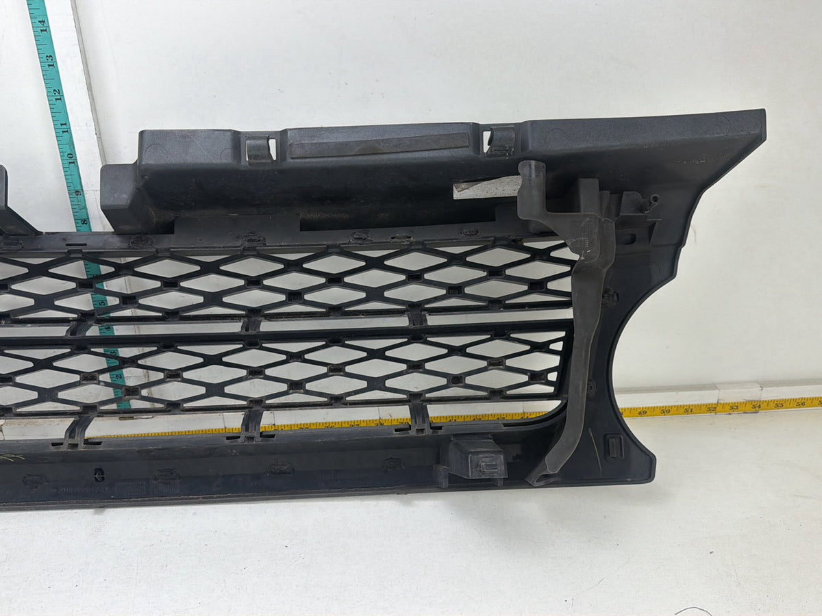2010-2013 - Land Rover Range Rover Sport Front Radiator Grille AH32-8138-AW OEM