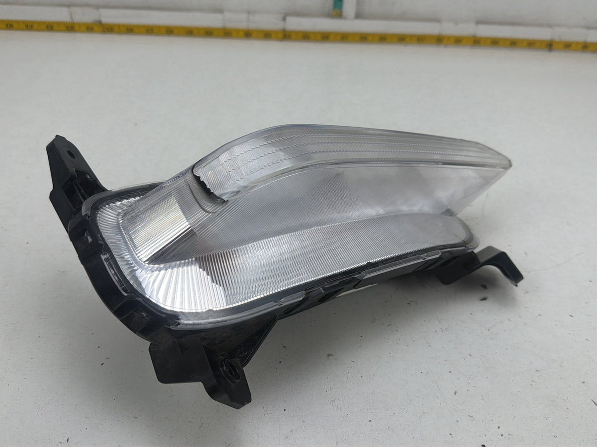 2019-2021 Kia Forte - Right Passenger Side Fog Light Lamp 92303-M7 OEM