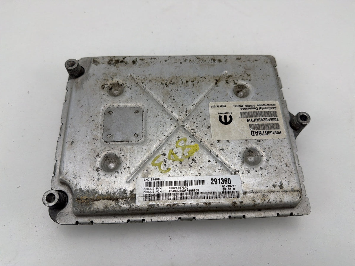 2015 Dodge Caravan Town & Country Engine Control Unit ECU Module 68240676AD OEM