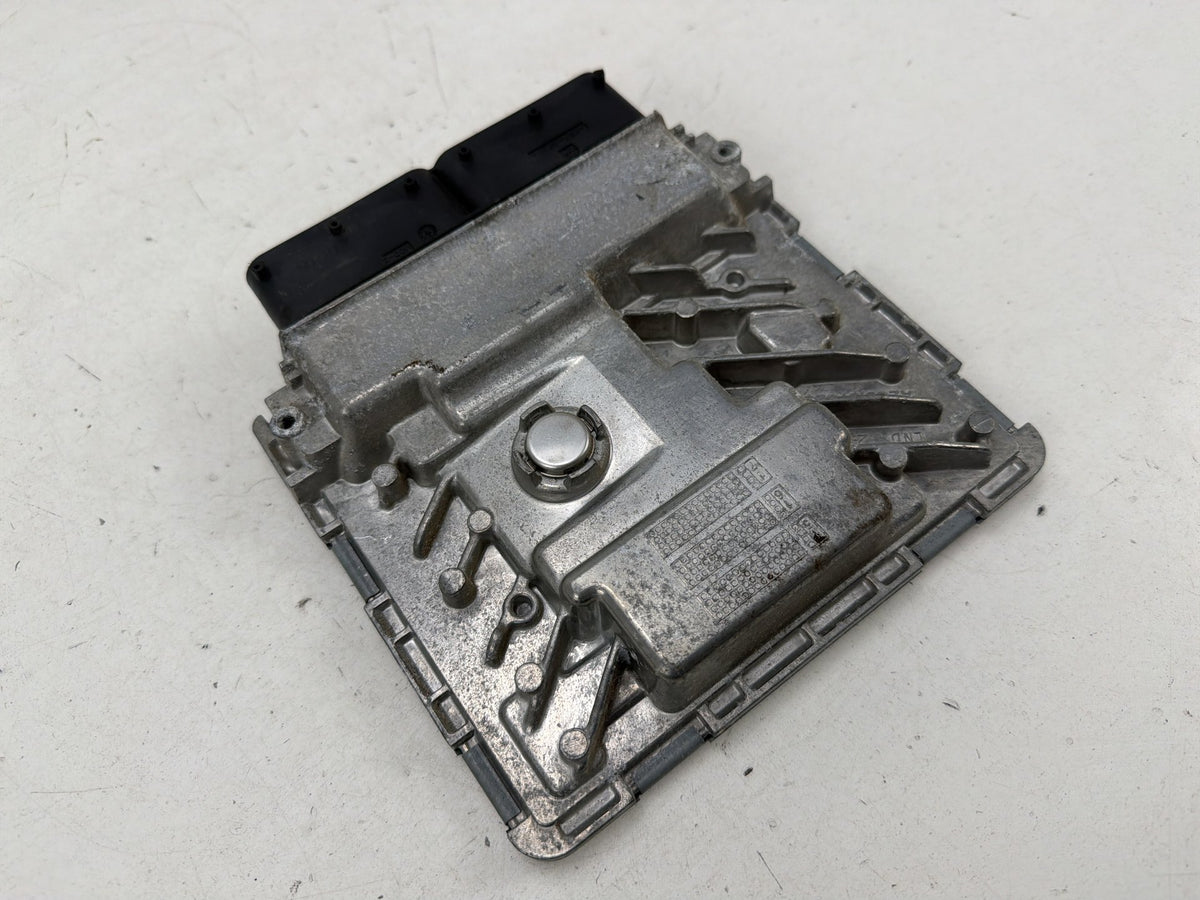 2015-2017 Volkswagen Golf Engine Computer Control Module 06K 907 425 B OEM