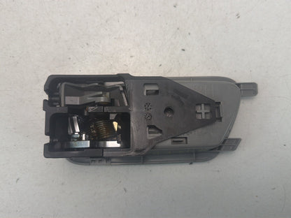 2011-2020 Toyota Sienna L30 -Front Right Passenger Side Door Interior Handle OEM