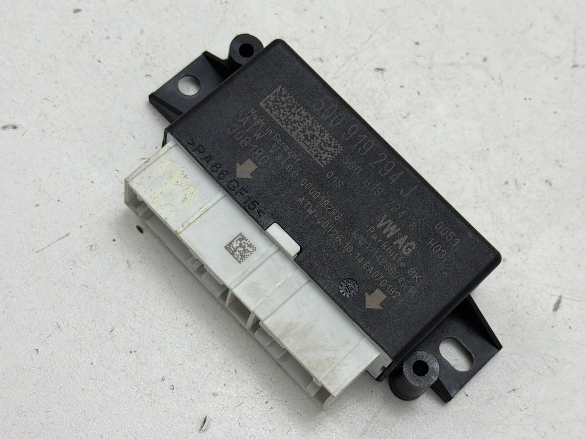 2015-2016 Audi A3 Parking Aid Park Assist Distance Computer Control Module OEM