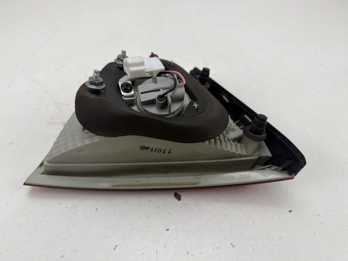 2010-2015 Hyundai Tucson Passenger Right Inner Tail Light Lamp 92406-2S02 OEM