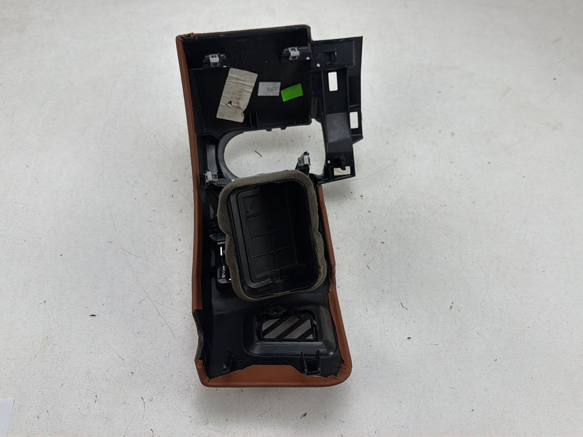 2010-2013 Land Rover Range Rover Front Left Dash Air Vent AH32-19637-A OEM