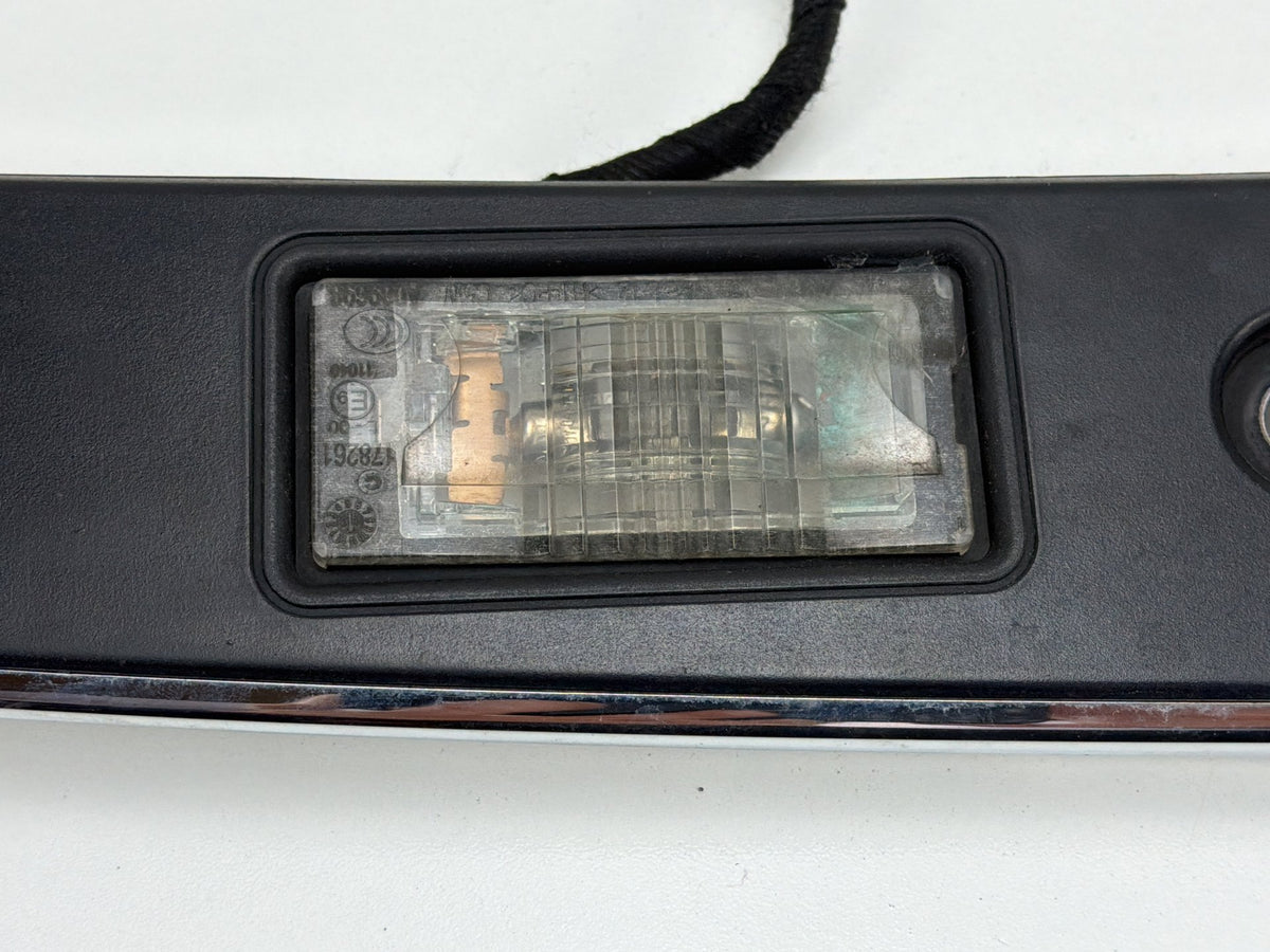 2014-2021 Maserati Quattroporte Rear Trunk Trim Panel Reverse Camera Light OEM