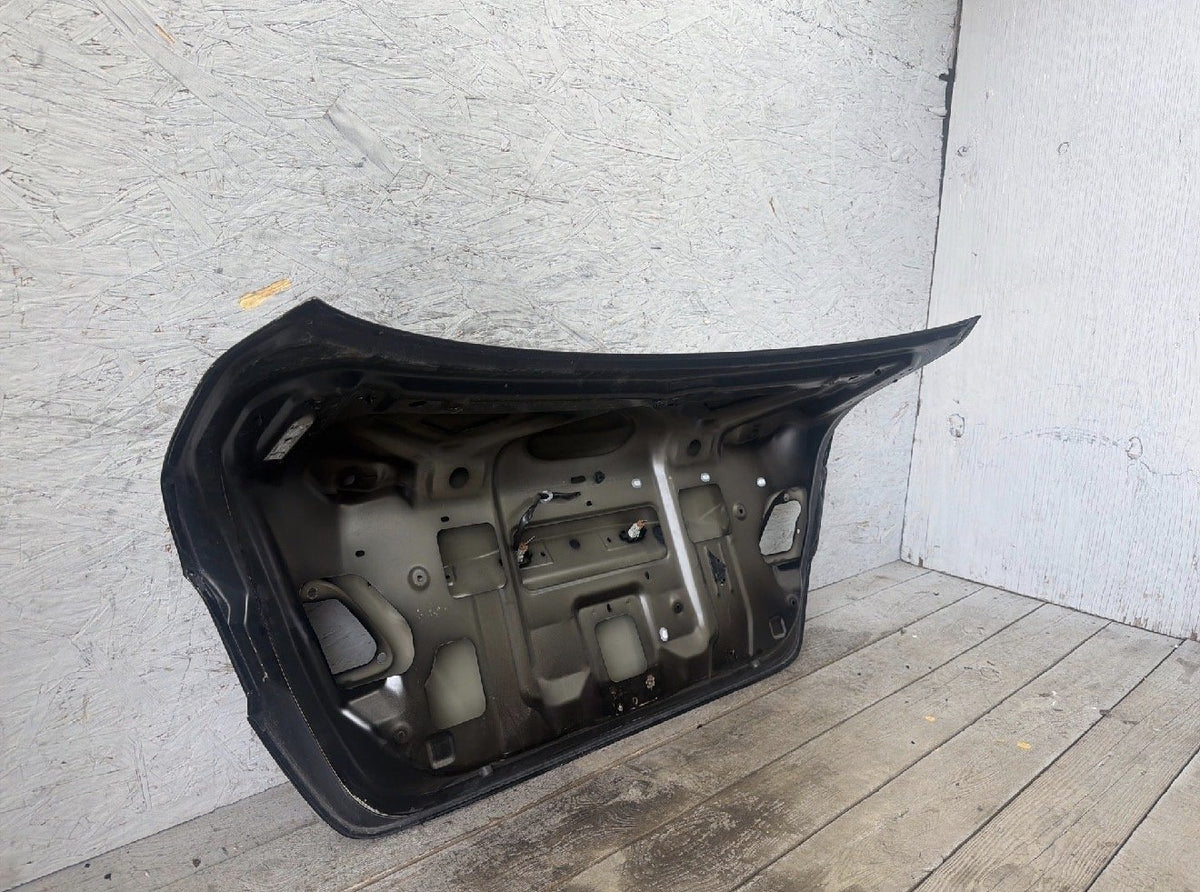 2013-2019 Nissan Sentra SV Rear Trunk Lid Shell Decklid Assembly Black OEM